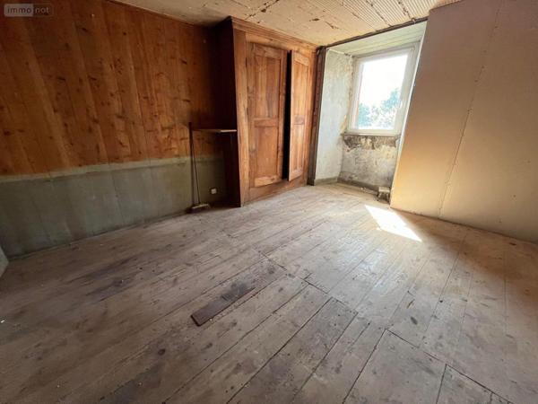 Maison à vendre à Saint-Étienne-de-Chomeil dans le Cantal (15400), ref : 48T-15029