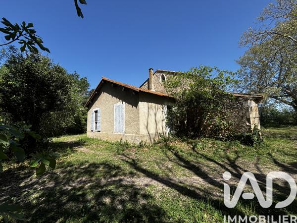 Maison à vendre 5 pièces 150 m² Saint-Martin-de-Crau