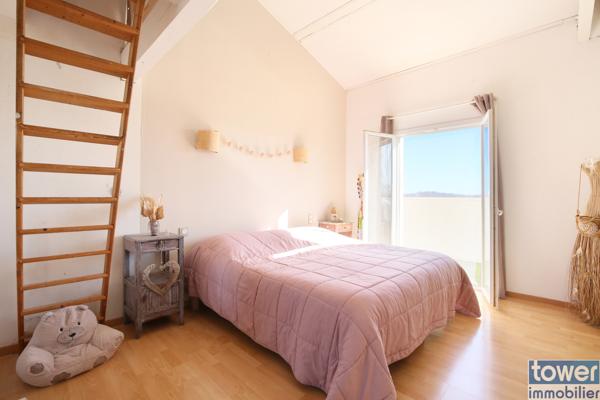 Maison
                                                                                                                                                                                                                                                                                                                        5 pièce(s)                                                                                                                                                                                                          4 chambre(s)                                                                                                                                                                                                          130  m²