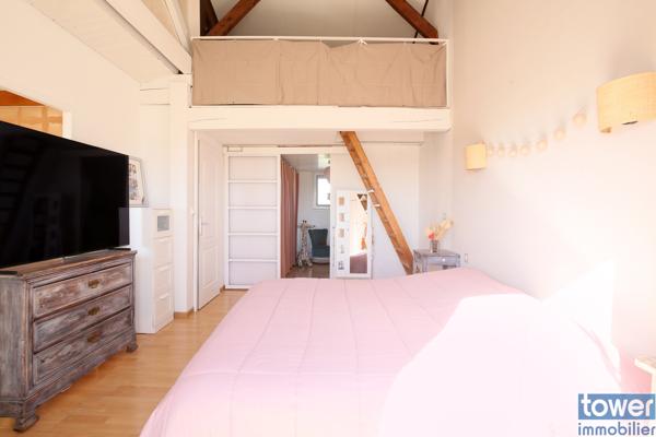 Maison
                                                                                                                                                                                                                                                                                                                        5 pièce(s)                                                                                                                                                                                                          4 chambre(s)                                                                                                                                                                                                          130  m²