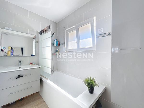 Maison semi-individuelle - 80m² - 3 chambres - garage - jardin - secteur calme. 159 000 euros