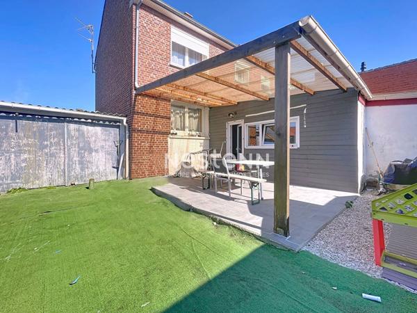 Maison semi-individuelle - 80m² - 3 chambres - garage - jardin - secteur calme. 159 000 euros