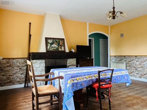 Maison à vendre à Cerisy-la-Forêt dans la Manche (50680), ref : 12547/315