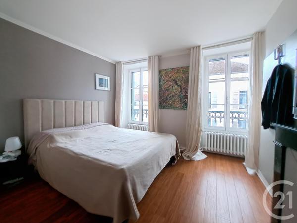 Maison à vendre  10 pièces - 221,40 m2 MELUN - 77