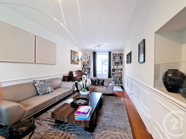 Maison à vendre  10 pièces - 221,40 m2 MELUN - 77