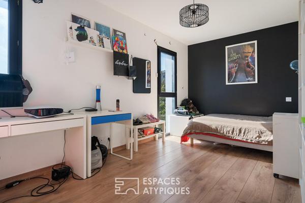 Maison contemporaine avec piscine