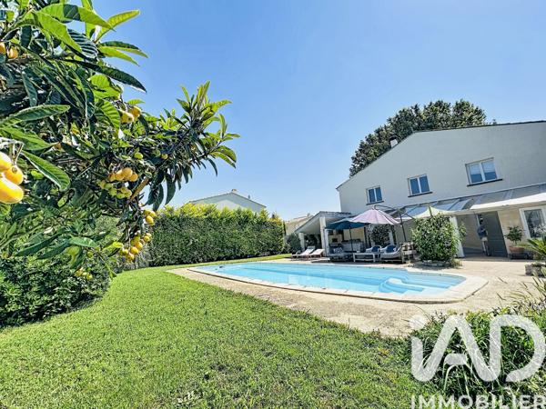 Maison à vendre 7 pièces 235 m² Cabannes