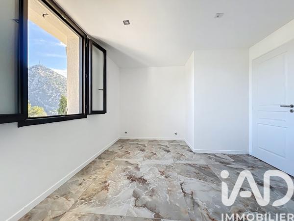 Maison à vendre 4 pièces 120,81 m² Toulon