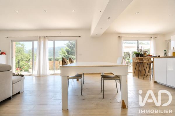 Maison à vendre 4 pièces 140 m² Signes