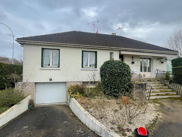 Maison - 6 pièces - 180 m²