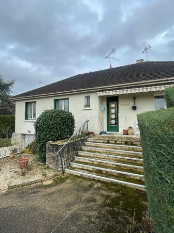 Maison - 6 pièces - 180 m²