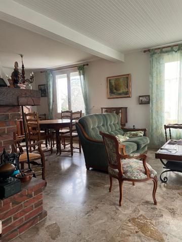 Maison - 6 pièces - 180 m²