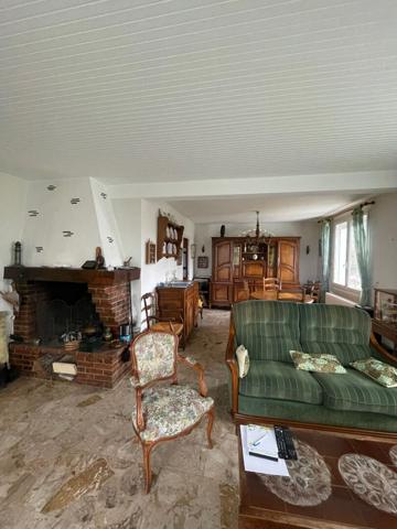 Maison - 6 pièces - 180 m²