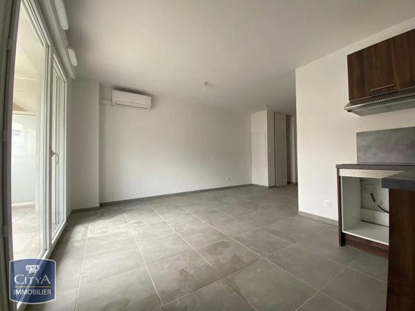 Appartement à louer 1 pièce 28.79m² Monteux (84170)