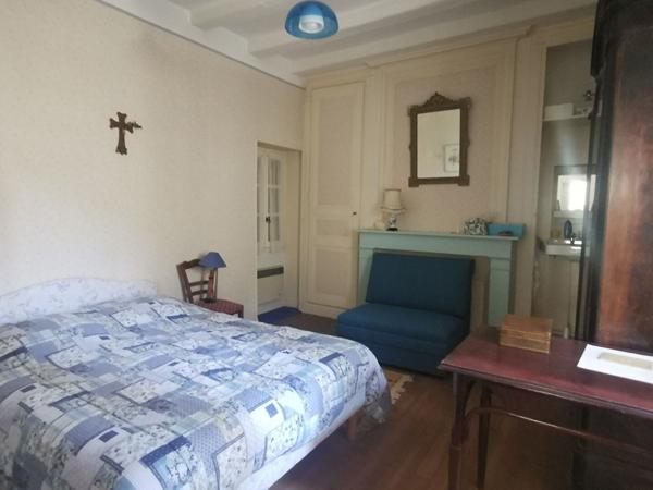 Maison 8 pièces à vendre Dangé Saint Romain - 86220 / Réf: 11746