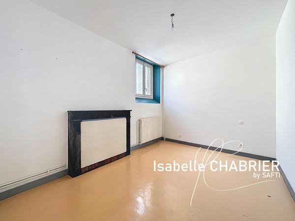 SABLE, CENTRE VILLE, MAISON T4 AVEC GARAGE