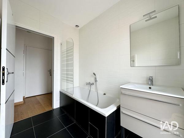 Location appartement 4 pièces 92 m² Bordeaux