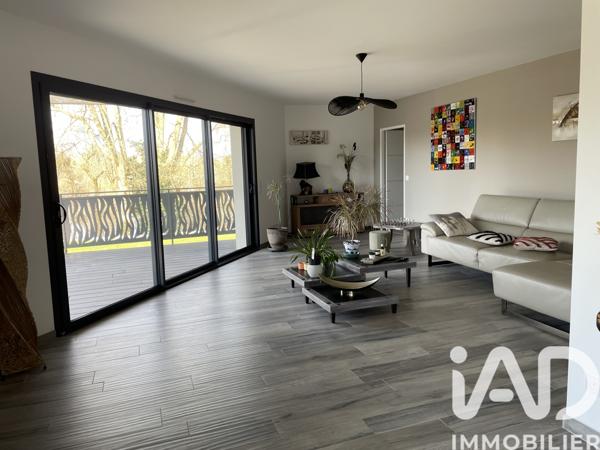 Maison à vendre 5 pièces 197 m² Les Billaux