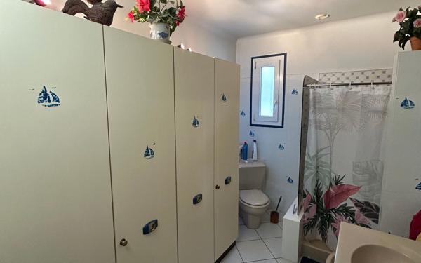 Maison à louer    9 pièces •  Séné