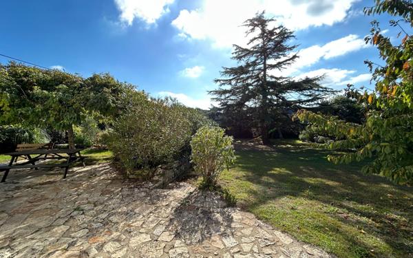 Maison à louer    9 pièces •  Séné