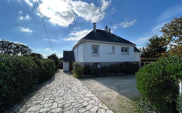 Maison à louer    9 pièces •  Séné