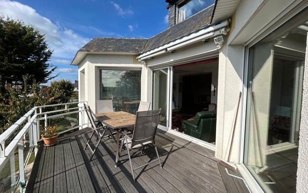 Maison à louer    9 pièces •  Séné