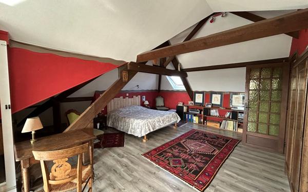 Maison à louer    9 pièces •  Séné