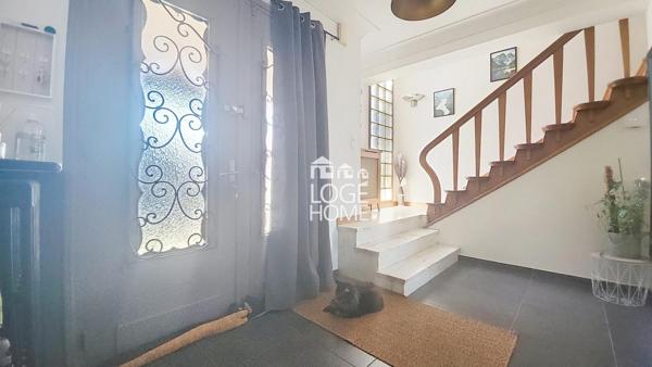 Maison 130 m² (potentiel 150 m²), 3 chambres , sous-sol complet, proche gare d'henin beaumont