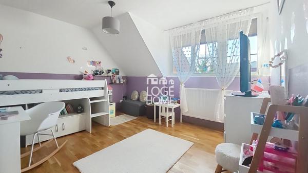 Maison 130 m² (potentiel 150 m²), 3 chambres , sous-sol complet, proche gare d'henin beaumont