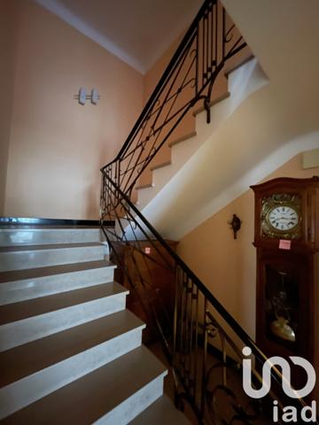 House for sale 5 rooms 214 m² Villers-la-Montagne