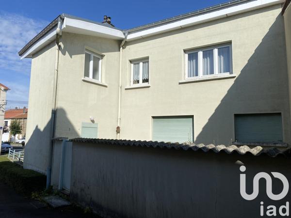 House for sale 5 rooms 214 m² Villers-la-Montagne