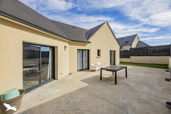 Maison 313 112 € Monts 4 p 90 m² DPE C