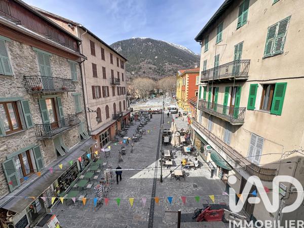 Location appartement 2 pièces 30 m² Saint-Martin-Vésubie