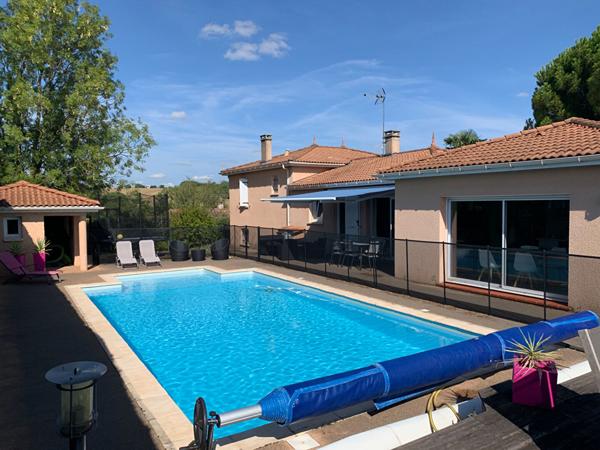 Villa meublée 5 Pièces de165 m2 avec piscine - Ste Foy D'Aigrefeuille
