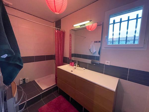 Villa meublée 5 Pièces de165 m2 avec piscine - Ste Foy D'Aigrefeuille