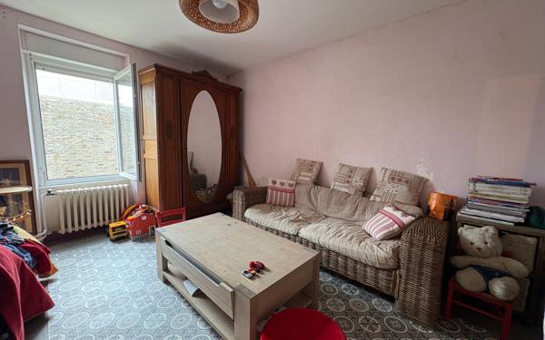 Maison à vendre    6 pièces •  Lannilis