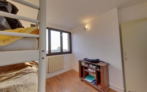 Appartement à vendre    3 pièces • 54,11 m2 Le Blanc-Mesnil