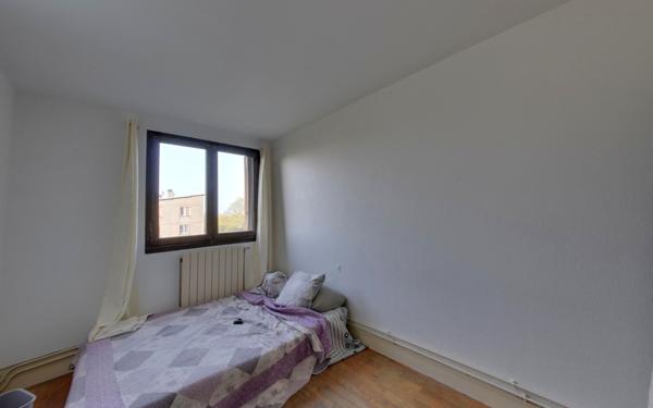 Appartement à vendre    3 pièces • 54,11 m2 Le Blanc-Mesnil