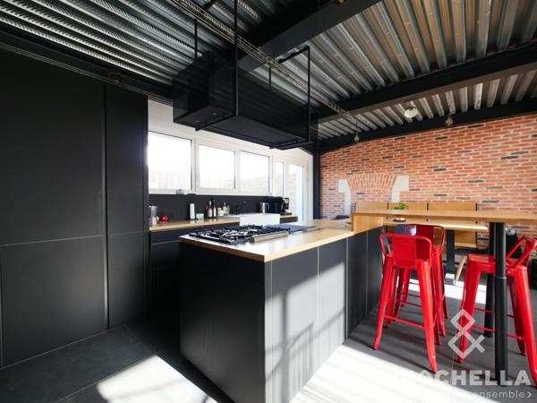 Maison contemporaine de type loft industriel
