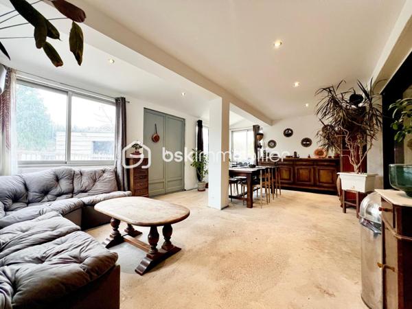 Local d activites de 280 m²