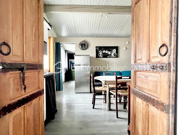 Local d activites de 280 m²