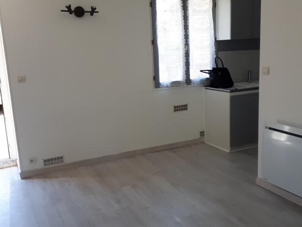Location Appartement 2 pièces Saclas (91690)