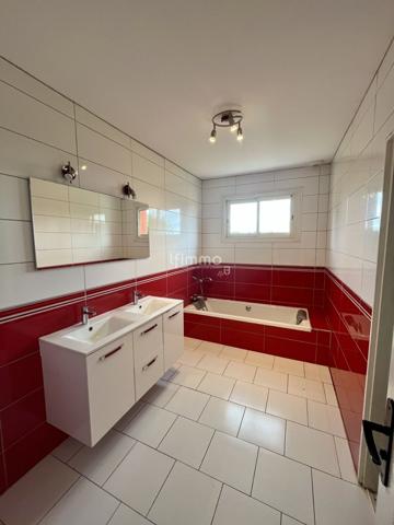 Maison de plain-pied rénovée – Vue imprenable sur les Pyrénées