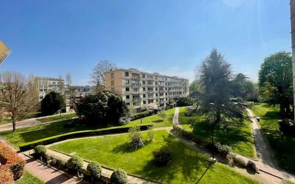 Appartement à vendre    4 pièces • 88,76 m2 Neuilly-sur-Seine