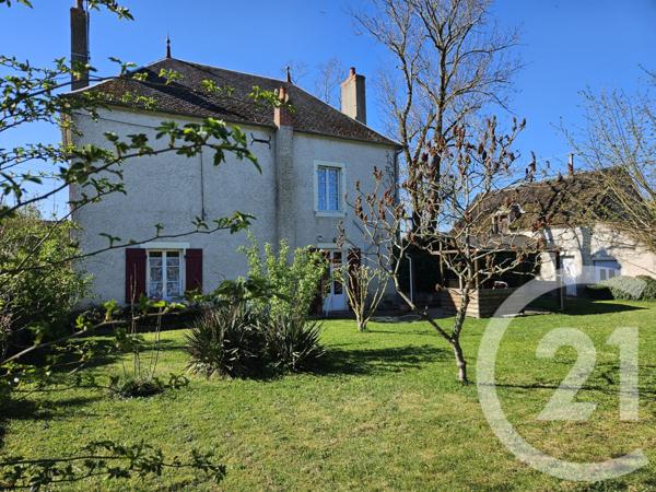 Maison à vendre  5 pièces - 103 m2 ST PIERRE LE MOUTIER - 58