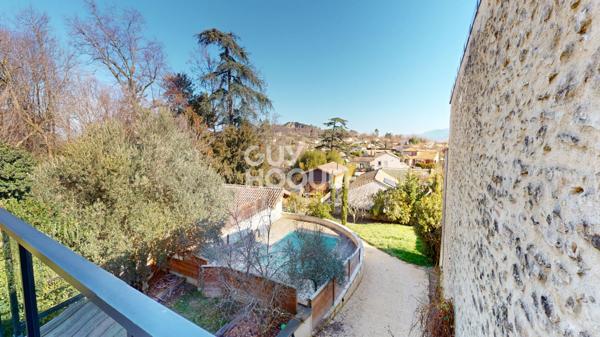 Maison de village de 220m² à MONTOISON