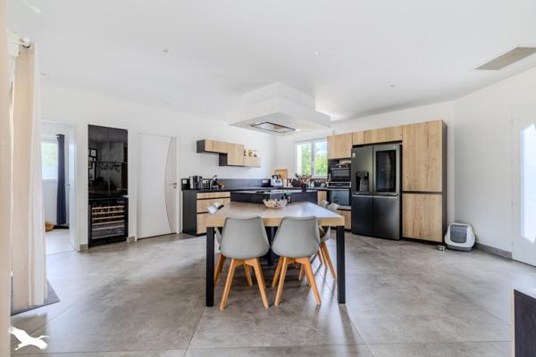 Maison à vendre 399 239 € Saint-Loubès 6 p 153 m² DPE A