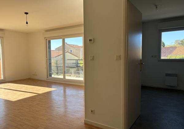 Appartement T4 de 83 m² avec balcon, garage double et cave