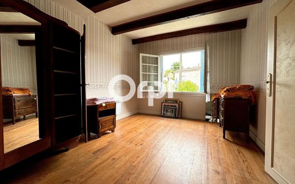 Maison à vendre    3 pièces •  Breuillet