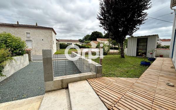 Maison à vendre    3 pièces •  Breuillet